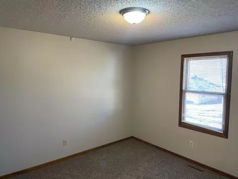 Bedroom - 2733 S Hilton Ave, Springfield, MO 65807 photo 1 of 2