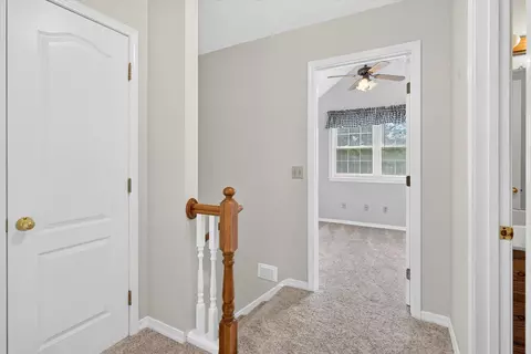 Entry Way - 1645 E 425th Rd, Halfway, MO 65663 photo 2 of 4