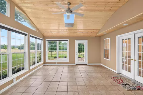 Exterior - 1645 E 425th Rd, Halfway, MO 65663 photo 3 of 10