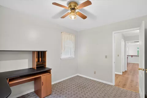 Bedroom - 1645 E 425th Rd, Halfway, MO 65663 photo 3 of 9
