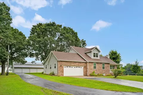 Exterior - 1645 E 425th Rd, Halfway, MO 65663 photo 10 of 10