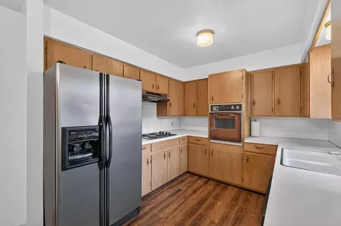 Kitchen - 1124 S Bruce Ave, Springfield, MO 65804 photo 1 of 3
