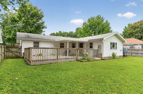 Exterior - 1124 S Bruce Ave, Springfield, MO 65804 photo 6 of 7