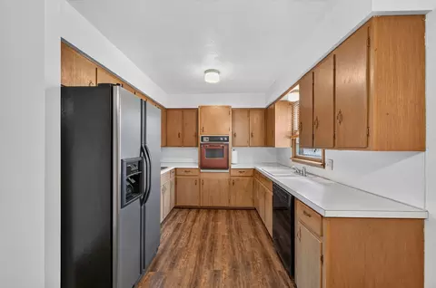 Kitchen - 1124 S Bruce Ave, Springfield, MO 65804 photo 3 of 3
