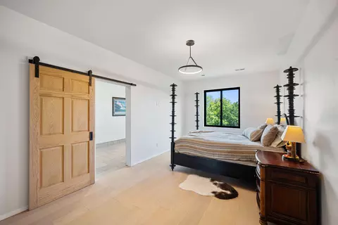 Bedroom - 10 Roll Top Cir, Cape Fair, MO 65624 photo 4 of 6