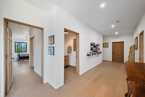 Entry Way - 10 Roll Top Cir, Cape Fair, MO 65624 photo 3 of 9
