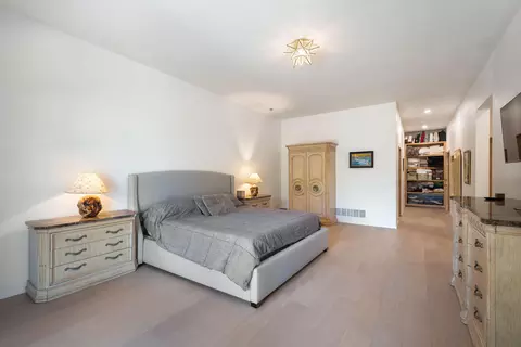 Bedroom - 10 Roll Top Cir, Cape Fair, MO 65624 photo 5 of 6