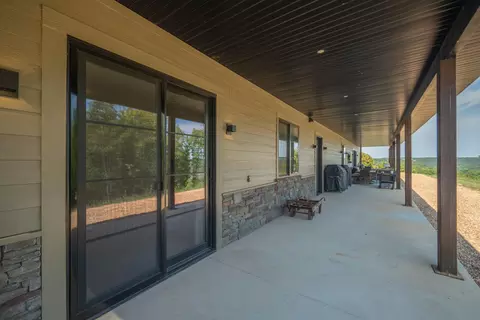 Exterior - 10 Roll Top Cir, Cape Fair, MO 65624 photo 6 of 8