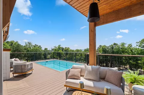 Exterior - 55 Sunset View Cir, Branson, MO 65616 photo 9 of 19