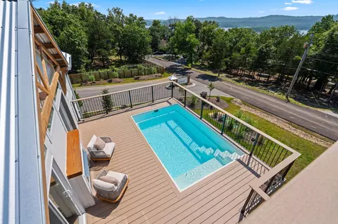 Exterior - 55 Sunset View Cir, Branson, MO 65616 photo 7 of 19