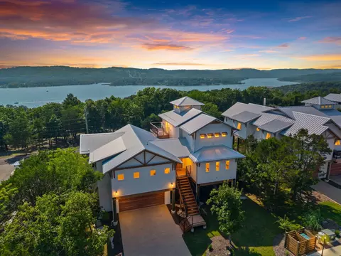 Exterior - 55 Sunset View Cir, Branson, MO 65616 photo 1 of 19
