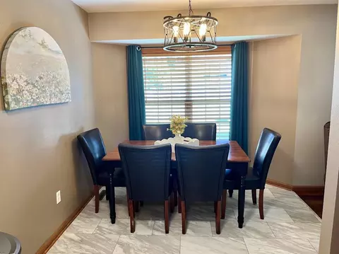 Dining - 201 Prairie Ln, Monett, MO 65708 photo 3 of 3