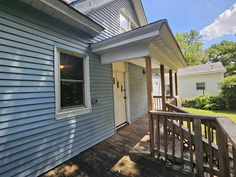 Exterior - 753 N Brown Ave, Springfield, MO 65802 photo 4 of 6