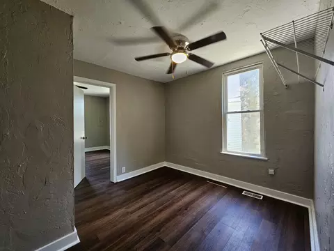 Bedroom - 753 N Brown Ave, Springfield, MO 65802 photo 4 of 4