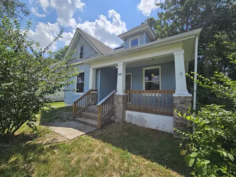 Exterior - 753 N Brown Ave, Springfield, MO 65802 photo 2 of 6
