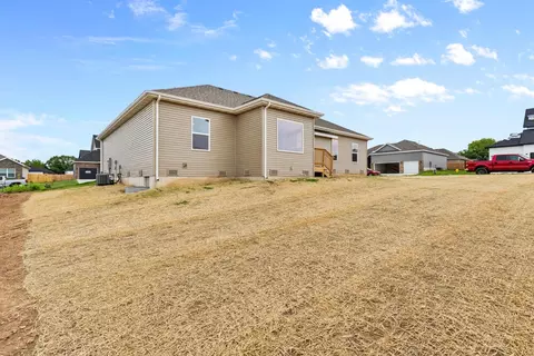 Exterior - 210 E Clayton Ln, Republic, MO 65738 photo 7 of 7