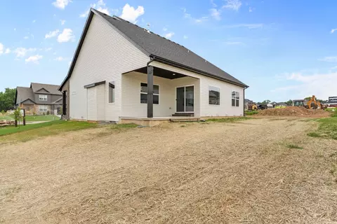 Exterior - 118 E Clayton Ln, Republic, MO 65738 photo 5 of 8