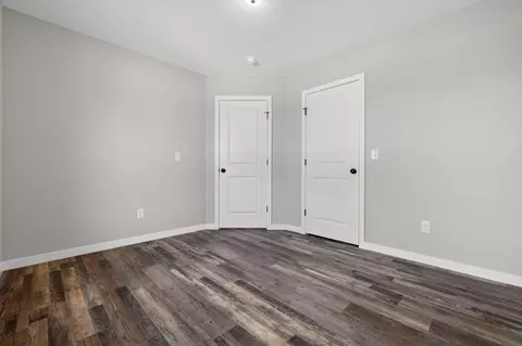 Bedroom - 421 Beavertail Rd, Ash Grove, MO 65604 photo 1 of 3