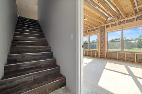 Entry Way - 421 Beavertail Rd, Ash Grove, MO 65604 photo 5 of 6
