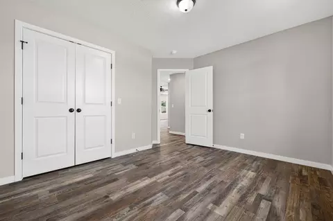 Bedroom - 421 Beavertail Rd, Ash Grove, MO 65604 photo 3 of 3