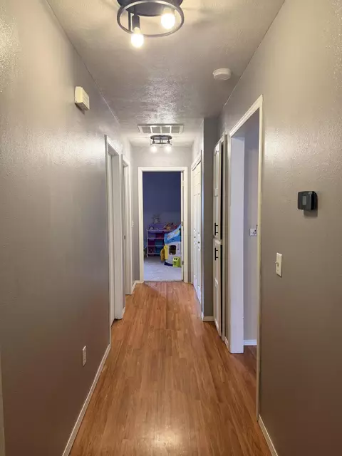 Entry Way - 4136 Somerset Dr, Battlefield, MO 65619 photo 1 of 2