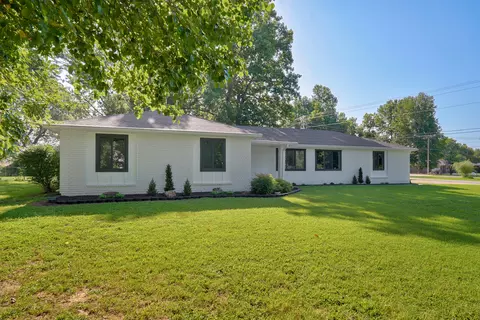 Exterior - 5754 S Fair Oak Rd, Springfield, MO 65810 photo 4 of 13