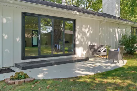 Exterior - 5754 S Fair Oak Rd, Springfield, MO 65810 photo 8 of 13