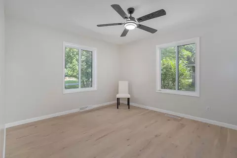 Bedroom - 5754 S Fair Oak Rd, Springfield, MO 65810 photo 4 of 4