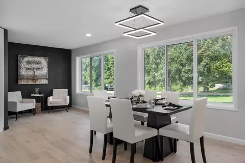 Dining - 5754 S Fair Oak Rd, Springfield, MO 65810 photo 3 of 3
