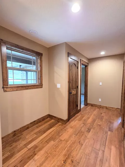 Entry Way - 235 Kings Way Dr, Marshfield, MO 65706 photo 3 of 3