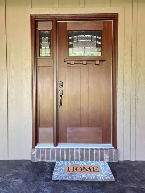 Entry Way - 235 Kings Way Dr, Marshfield, MO 65706 photo 1 of 3