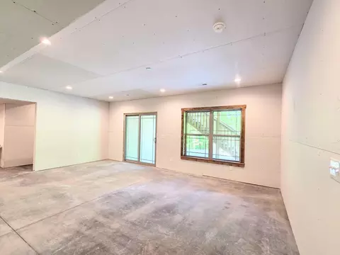 Living - 235 Kings Way Dr, Marshfield, MO 65706 photo 8 of 8