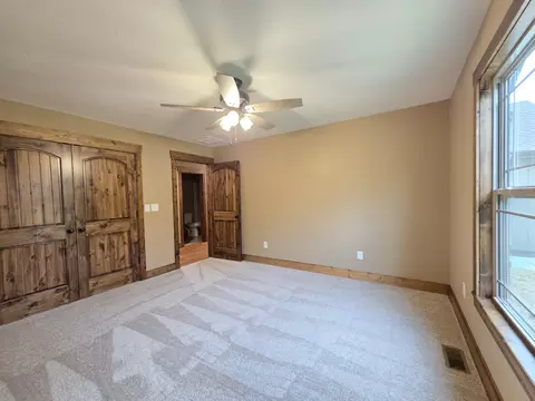 Bedroom - 235 Kings Way Dr, Marshfield, MO 65706 photo 7 of 16