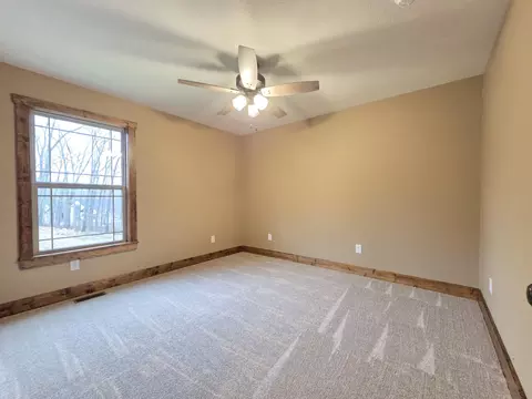 Bedroom - 235 Kings Way Dr, Marshfield, MO 65706 photo 8 of 16