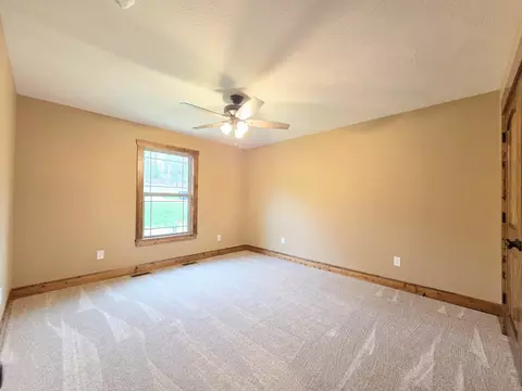 Bedroom - 235 Kings Way Dr, Marshfield, MO 65706 photo 11 of 16