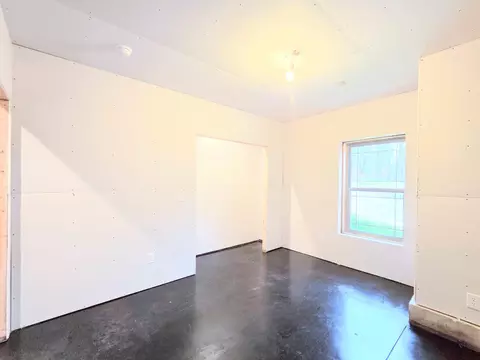Bedroom - 235 Kings Way Dr, Marshfield, MO 65706 photo 13 of 16