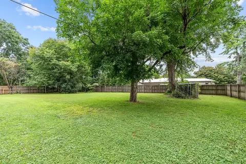 Exterior - 2266 S Meadowview Ave, Springfield, MO 65804 photo 11 of 15