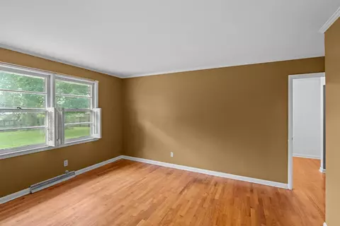 Bedroom - 2266 S Meadowview Ave, Springfield, MO 65804 photo 1 of 4