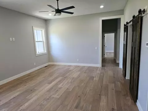 Living - 138 Brady Ln, Republic, MO 65738 photo 4 of 4