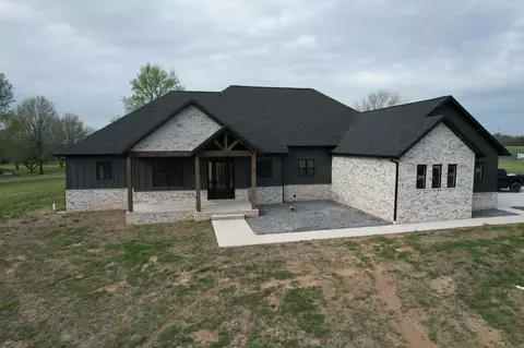 Exterior - 138 Brady Ln, Republic, MO 65738 photo 5 of 5