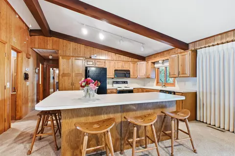 Kitchen - 17345 Birch Rd, Flemington, MO 65650 photo 2 of 4