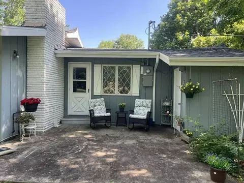 607 E Summit St, Republic, MO 65738 photo 2