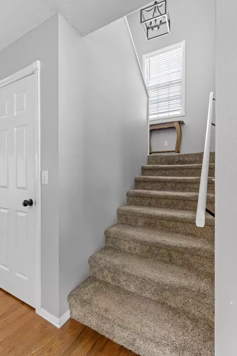 Entry Way - 1104 W Tyson Ct, Ozark, MO 65721 photo 5 of 6