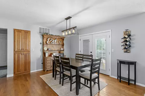 Dining - 1104 W Tyson Ct, Ozark, MO 65721 photo 1 of 2