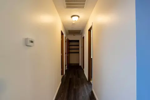 Entry Way - 2633 S Weaver Ave, Springfield, MO 65807 photo 1 of 1