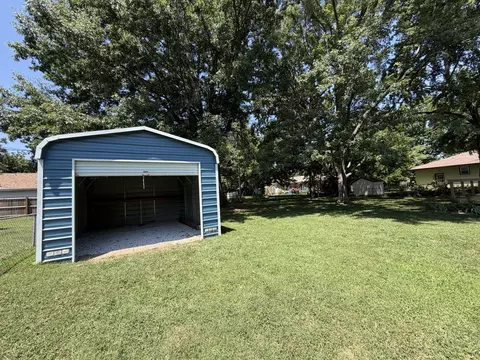 Exterior - 2633 S Weaver Ave, Springfield, MO 65807 photo 14 of 14