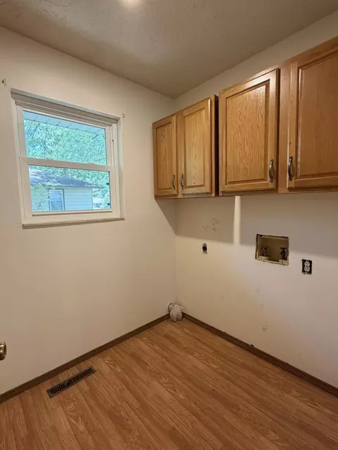 Other - 2633 S Weaver Ave, Springfield, MO 65807 photo 7 of 11