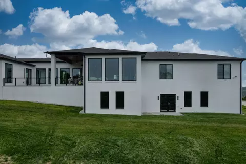 Exterior - 391 Sunset Dr, Saddlebrooke, MO 65630 photo 3 of 6