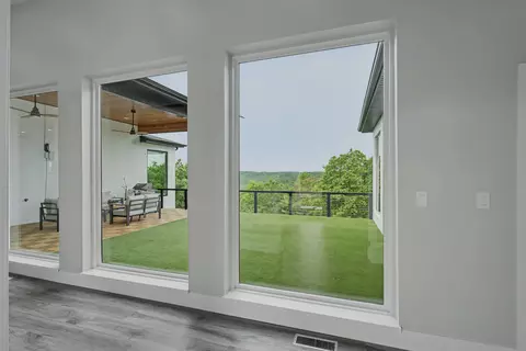 Entry Way - 391 Sunset Dr, Saddlebrooke, MO 65630 photo 2 of 5