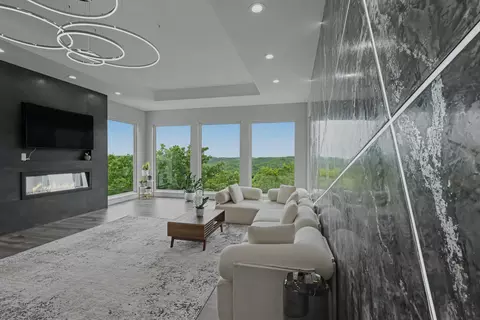 Living - 391 Sunset Dr, Saddlebrooke, MO 65630 photo 3 of 7